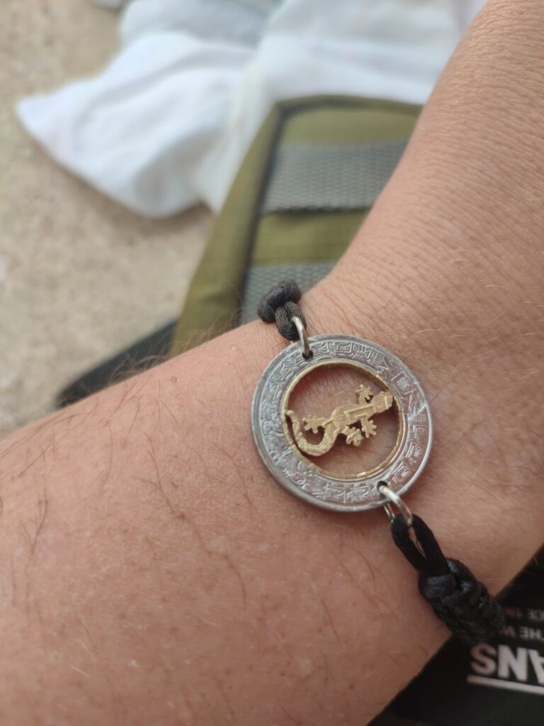 Iguana bracelet - Unique souvenirs in Cancún, Mexico