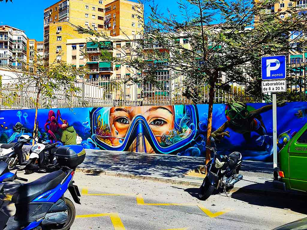 Underwater Street Art Malaga Av del Comandante Benítez 29001 Malaga Spain
