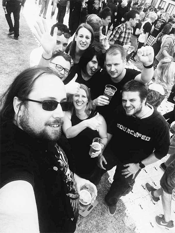 Impact on Moving To Spain as a Teenager. Image of Luke & Russ with friends at a Green Day Concert in London Hyde Park