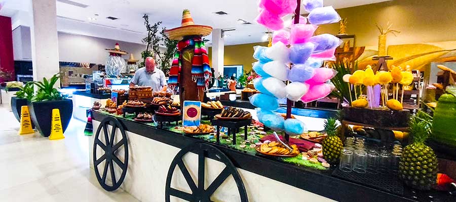International Night Sian Ka'an Buffet